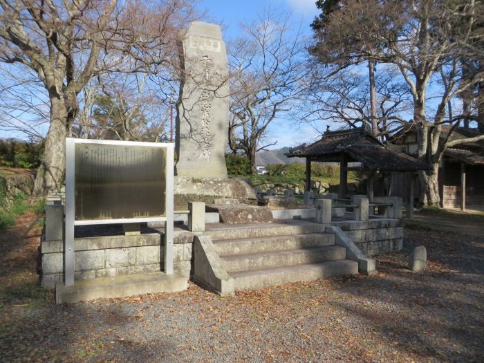 頌徳碑・顕彰碑・追慕碑写真