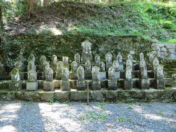 丹波篠山市今田町下小野原/二老山和田寺三十三観音菩薩写真