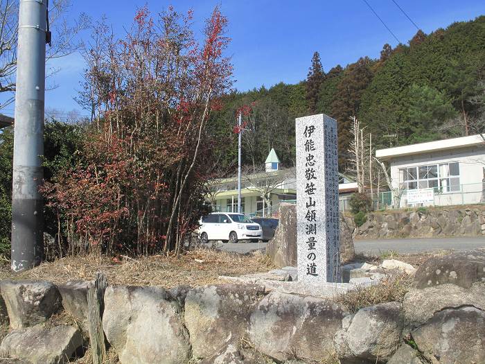 丹波篠山市今田町今田/伊能忠敬笹山領測量の道碑