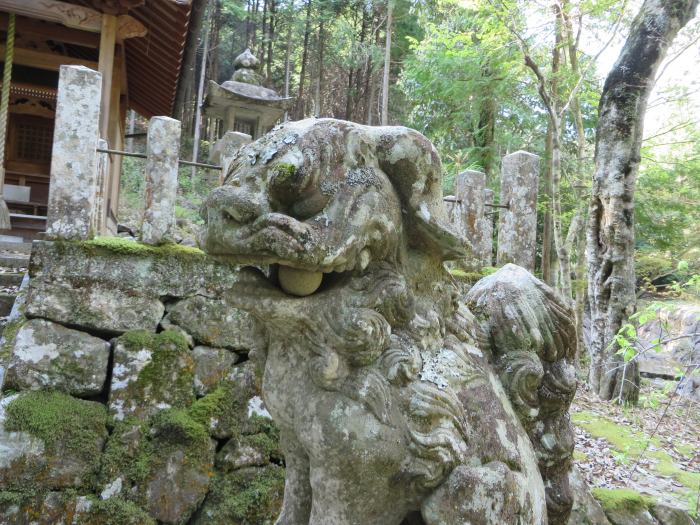 丹波篠山市油井/住吉神社狛犬写真