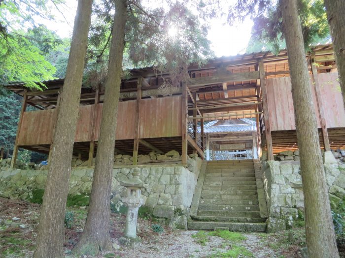 丹波篠山市油井/大歳神社長床写真