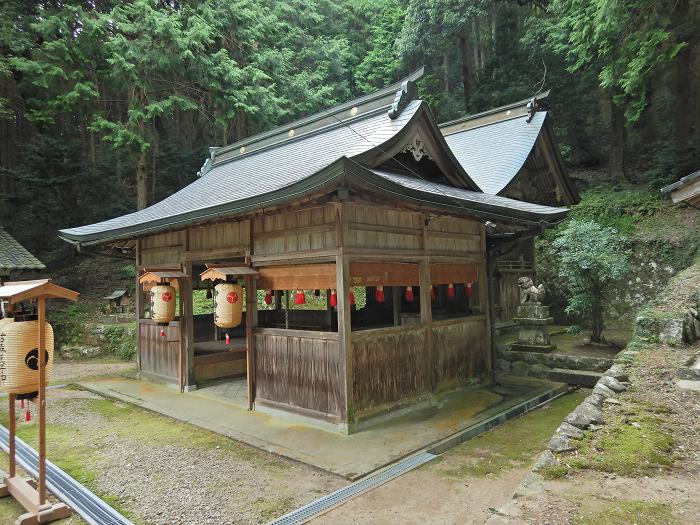 丹波篠山市油井/大歳神社拝殿写真