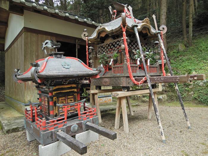 丹波篠山市油井/大歳神社御輿堂写真