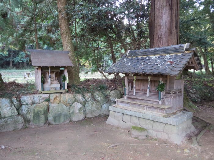 丹波篠山市見内/二村神社摂社写真