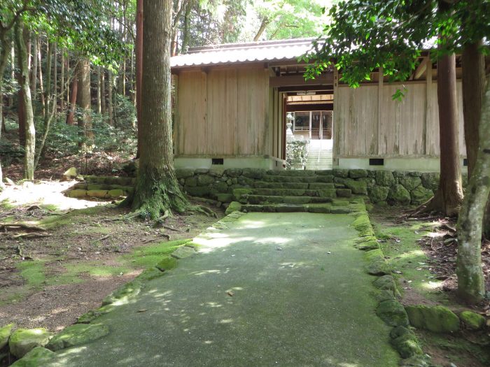 丹波篠山市当野/大歳神社長床写真