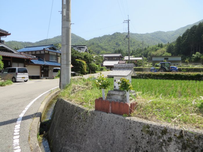 丹波篠山市当野/祠写真