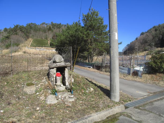 丹波篠山市当野/内ヶ蔵峠捨て地蔵写真