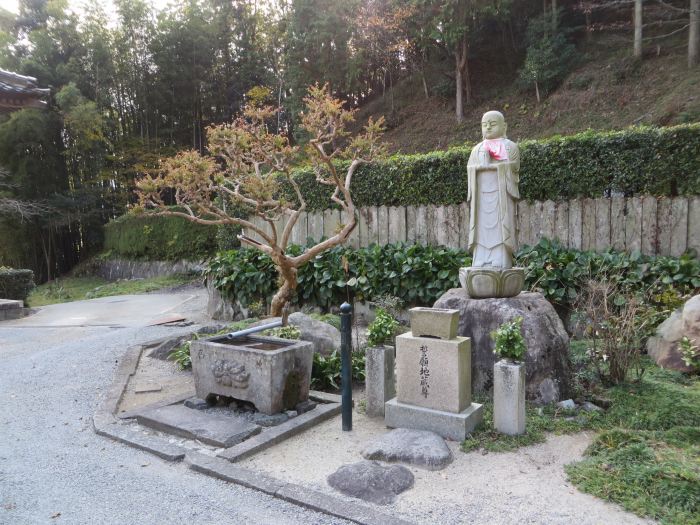 丹波篠山市南矢代/松尾山高仙寺誓願地蔵尊写真