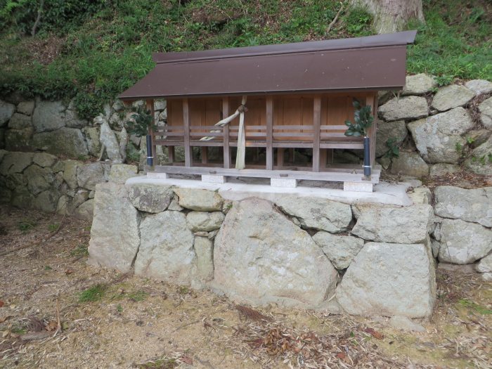 丹波篠山市波賀野/波賀野稲荷神社摂社写真