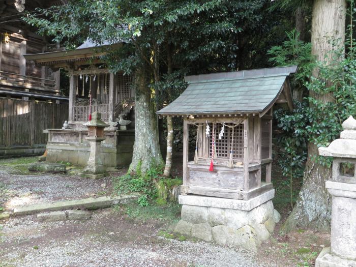 丹波篠山市真南条中/二村神社八幡神社写真