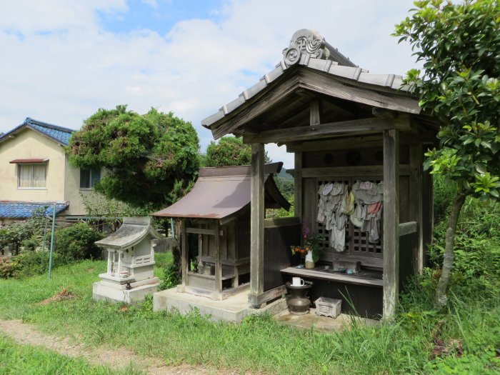 丹波篠山市真南条中/館の地蔵写真