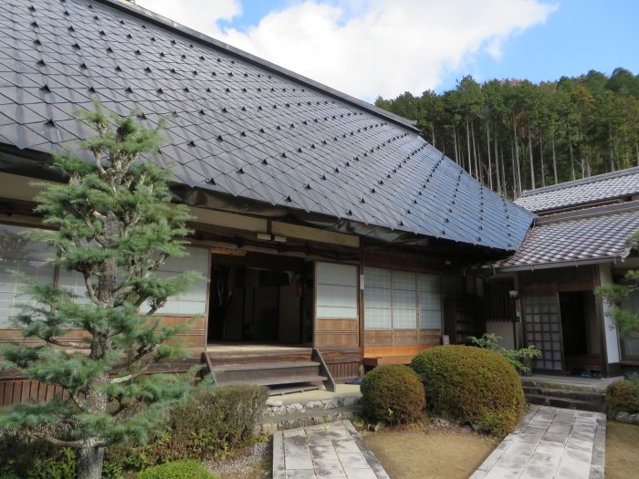 丹波篠山市小枕/花興山谷松寺本堂写真