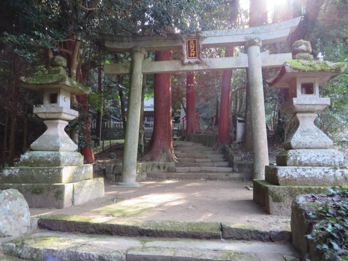 丹波篠山市宇土/熊野神社鳥居写真