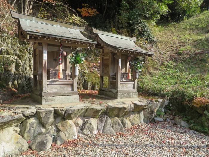 丹波篠山市岩崎/春日神社摂社写真