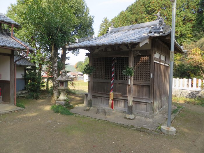 丹波篠山市岩崎/春日神社庚申堂写真