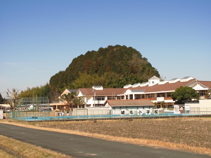 丹波篠山市小枕/小丸山稲荷神社写真