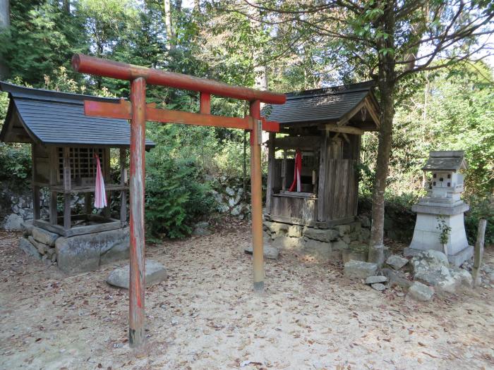 丹波篠山市曽地中/厄除八幡神社日吉神社写真