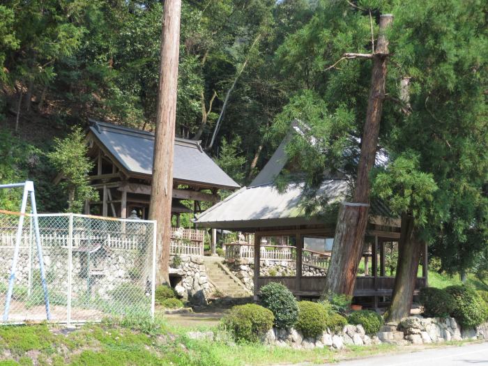 丹波篠山市曽地奥/八幡神社写真