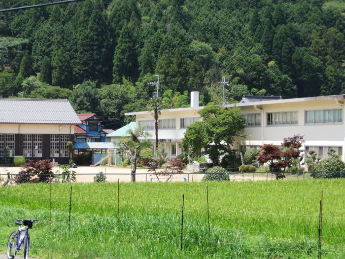 丹波篠山市後川上/旧後川小学校写真