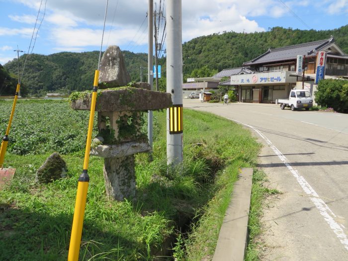 丹波篠山市後川上/灯籠写真