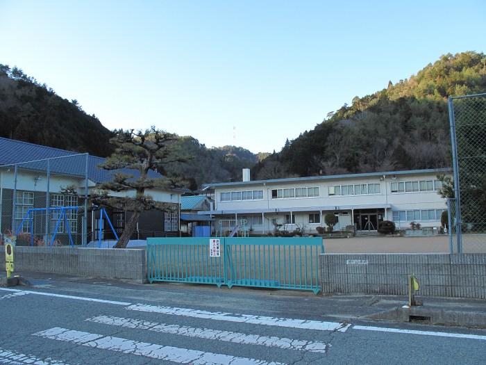 丹波篠山市後川上/旧後川小学校写真