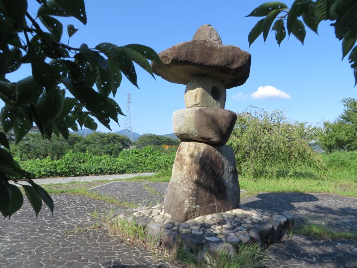 丹波篠山市東吹/灯籠写真