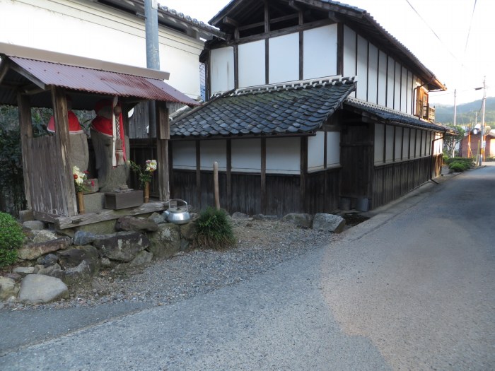 丹波篠山市般若寺/地蔵写真