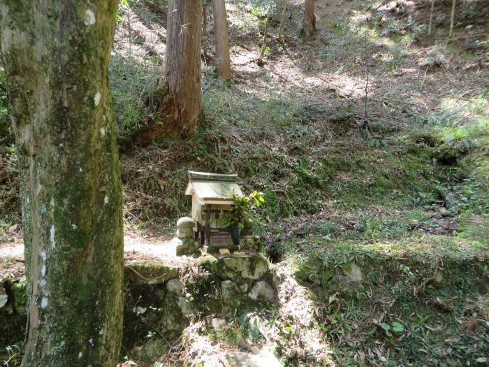 丹波篠山市野々垣/八幡神社摂社写真