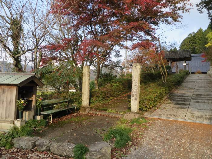 丹波篠山市二之坪/桜桃山東林寺写真