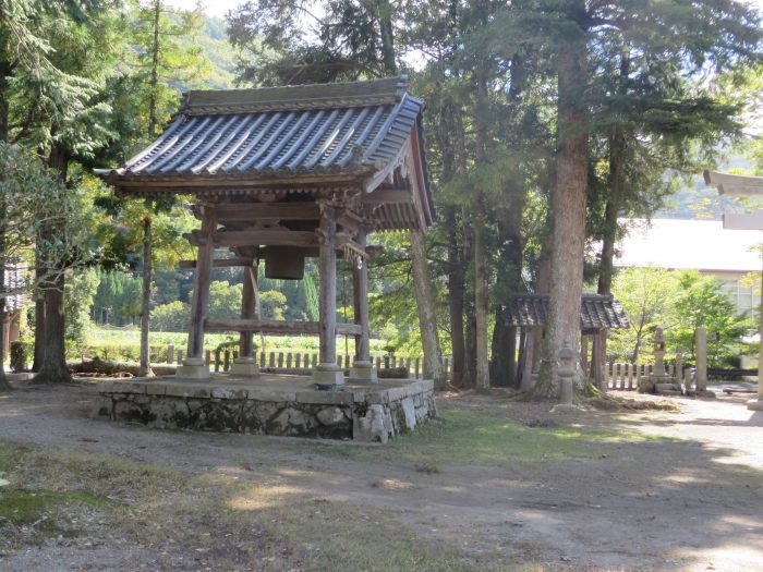 丹波篠山市川原/住吉神社鐘楼写真