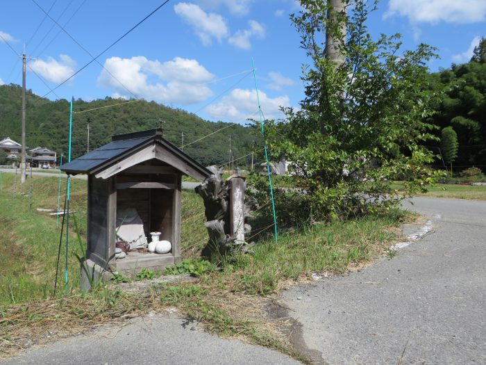 丹波篠山市川原/子授地蔵写真