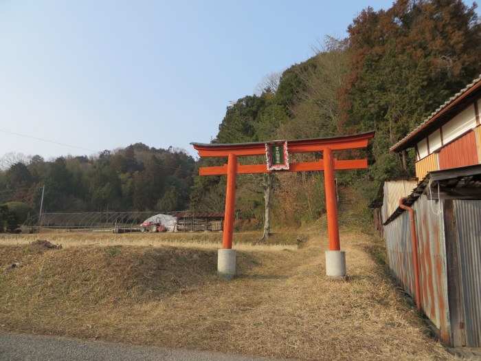 丹波篠山市東岡屋/富山神社写真