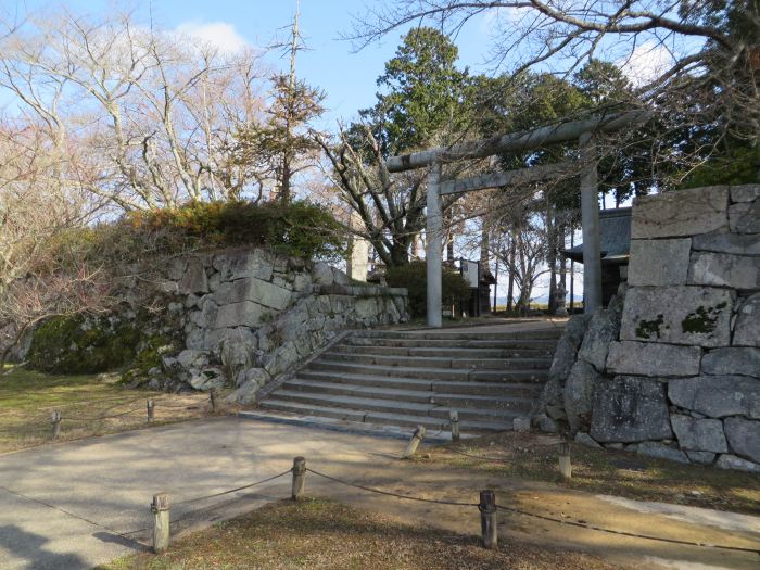 丹波篠山市北新町/青山神社写真