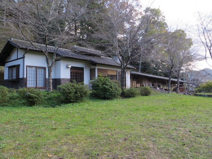 丹波篠山市河原町/王地山陶器所華工房写真