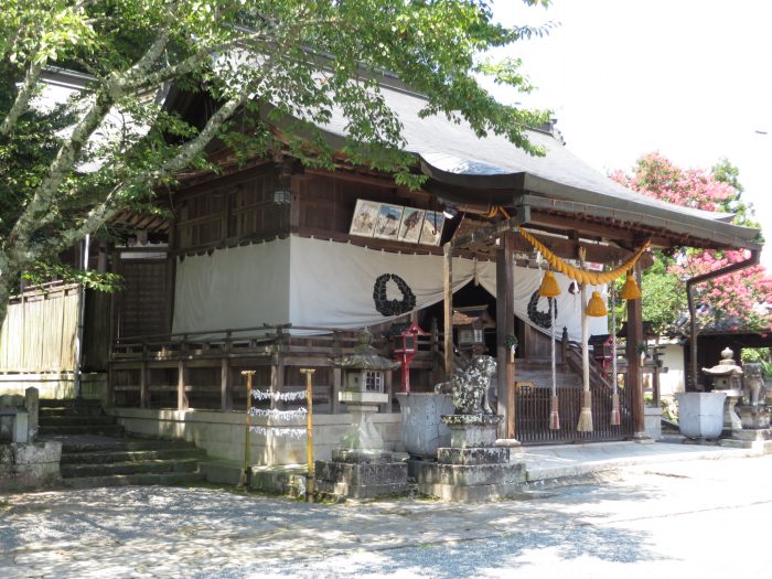 丹波篠山市黒岡/春日神社本殿写真