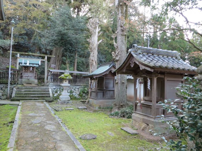 丹波篠山市黒岡/春日神社摂社写真