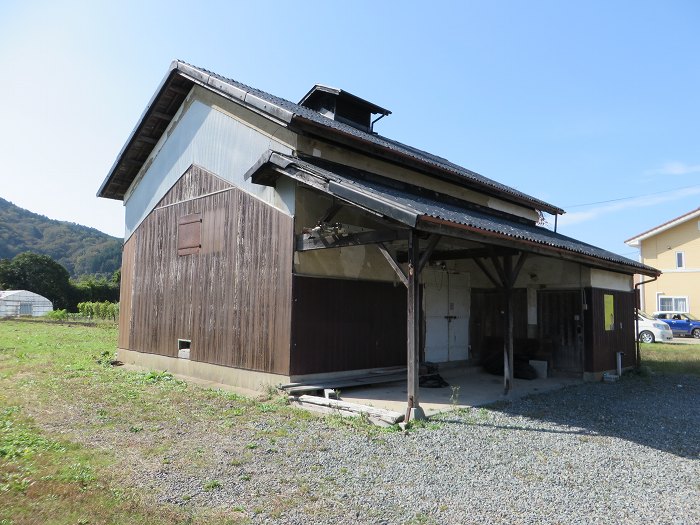 丹波篠山市大山下/安定感のある建物写真