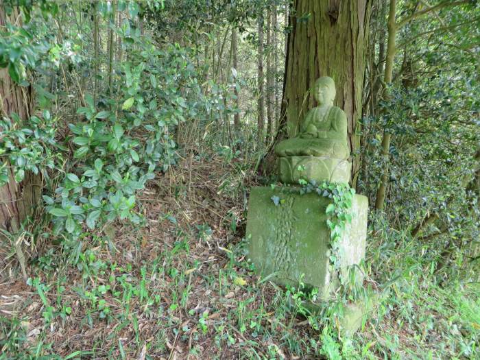 丹波篠山市口阪本/石仏写真