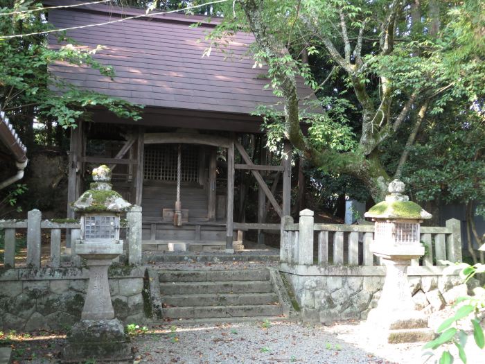 丹波篠山市郡家/居籠神社写真