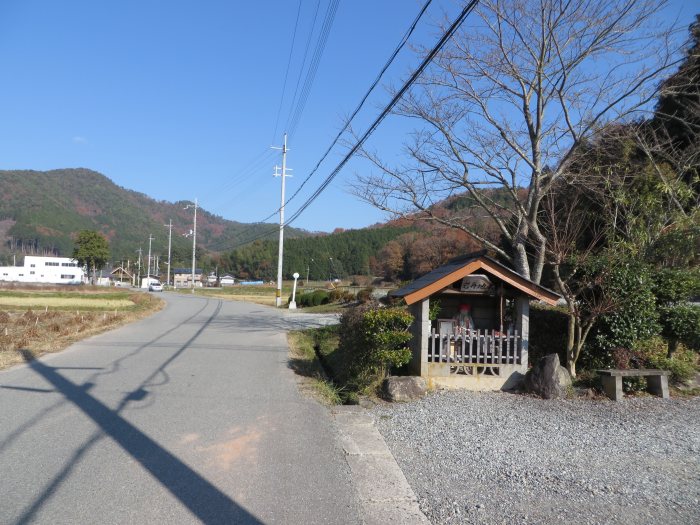 丹波篠山市寺内/岩舟地蔵写真