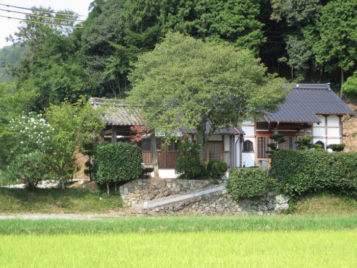 丹波篠山市寺内/円満山法蔵寺本堂写真