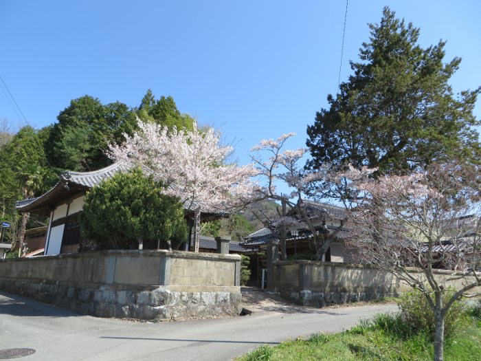 丹波篠山市大熊/薬師堂写真