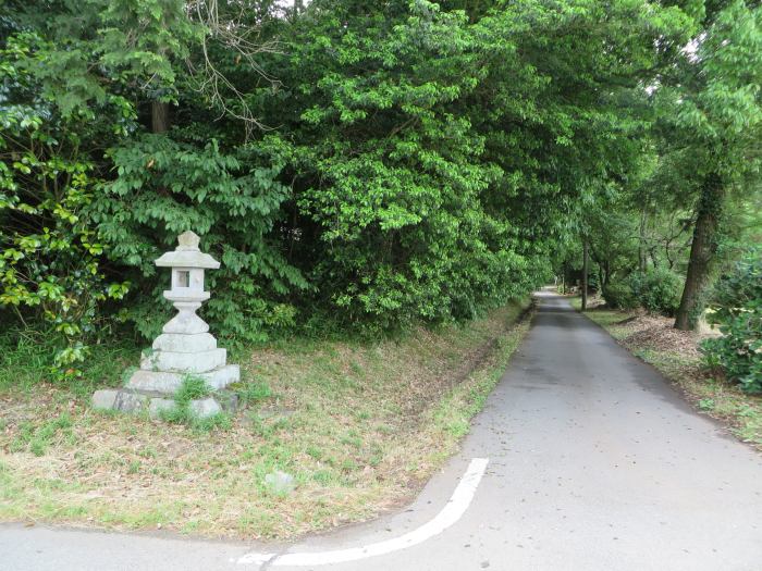 丹波篠山市沢田/灯籠写真