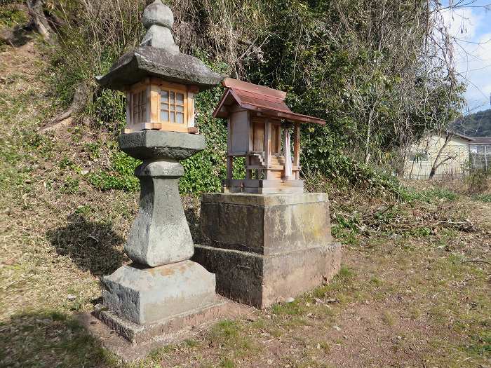 丹波篠山市大熊/祠写真