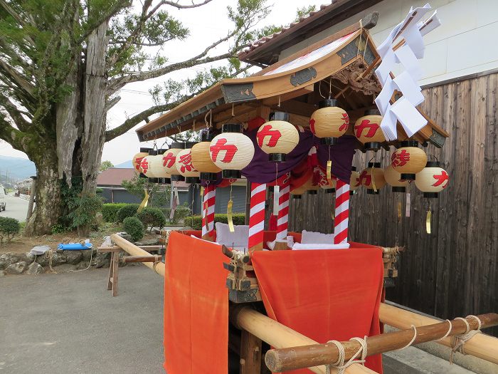 丹波篠山市春日江/熊按神社写真