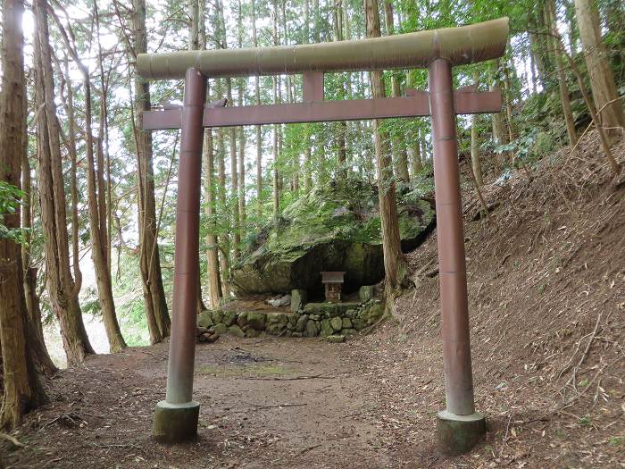 丹波篠山市奥山/祠写真