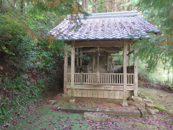 丹波篠山市今谷/稲荷神社写真