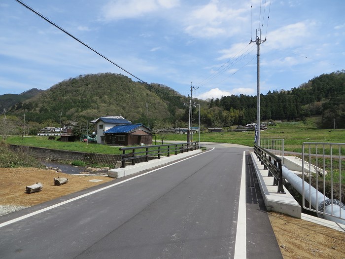 丹波篠山市奥畑/赤い鉄橋打見橋写真