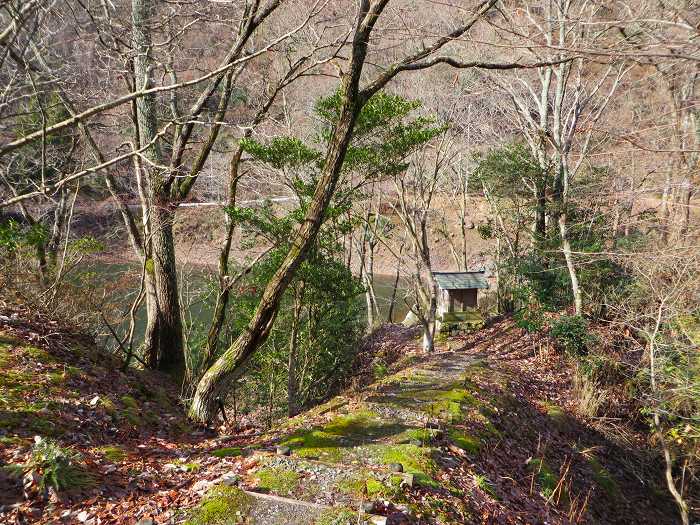 丹波篠山市火打岩/鍔市ダム祠写真