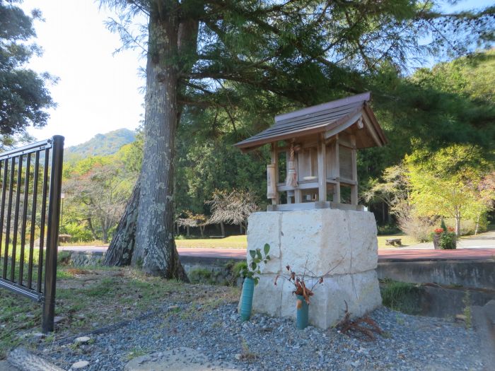 丹波篠山市矢代/矢代池写真